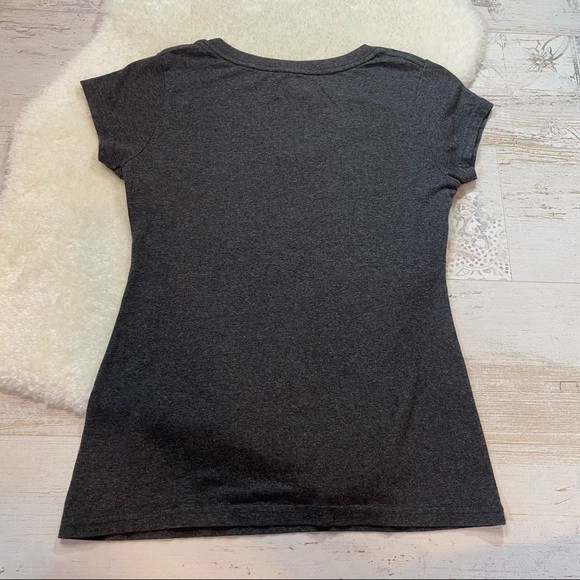 Harry Potter Hogwarts Shield V Neck T Shirt - Picture 9 of 9